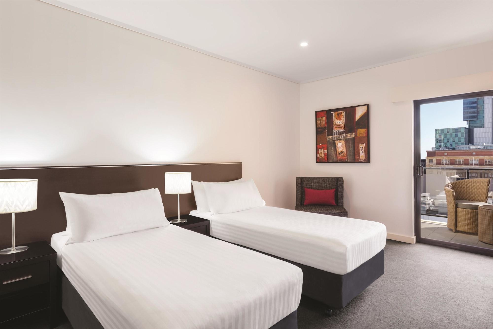 Adina Apartment Hotel Perth Barrack Plaza Екстериор снимка