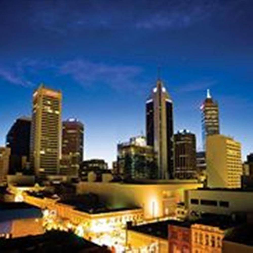 Adina Apartment Hotel Perth Barrack Plaza Екстериор снимка