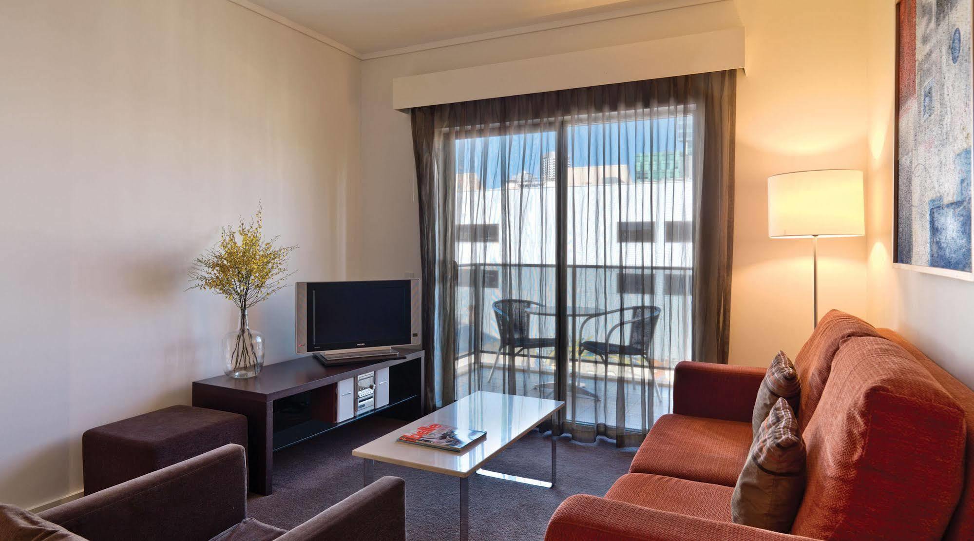Adina Apartment Hotel Perth Barrack Plaza Екстериор снимка